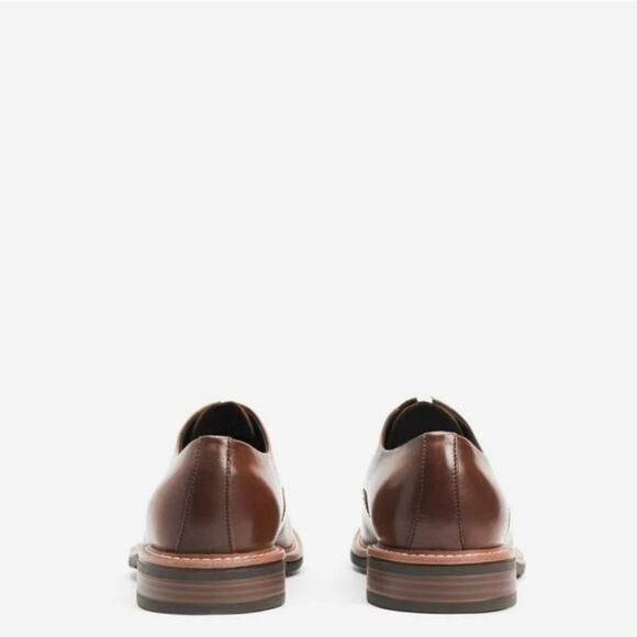 KENNETH COLE- Klay Flex Lace Up Oxford Style Shoe, Size 12